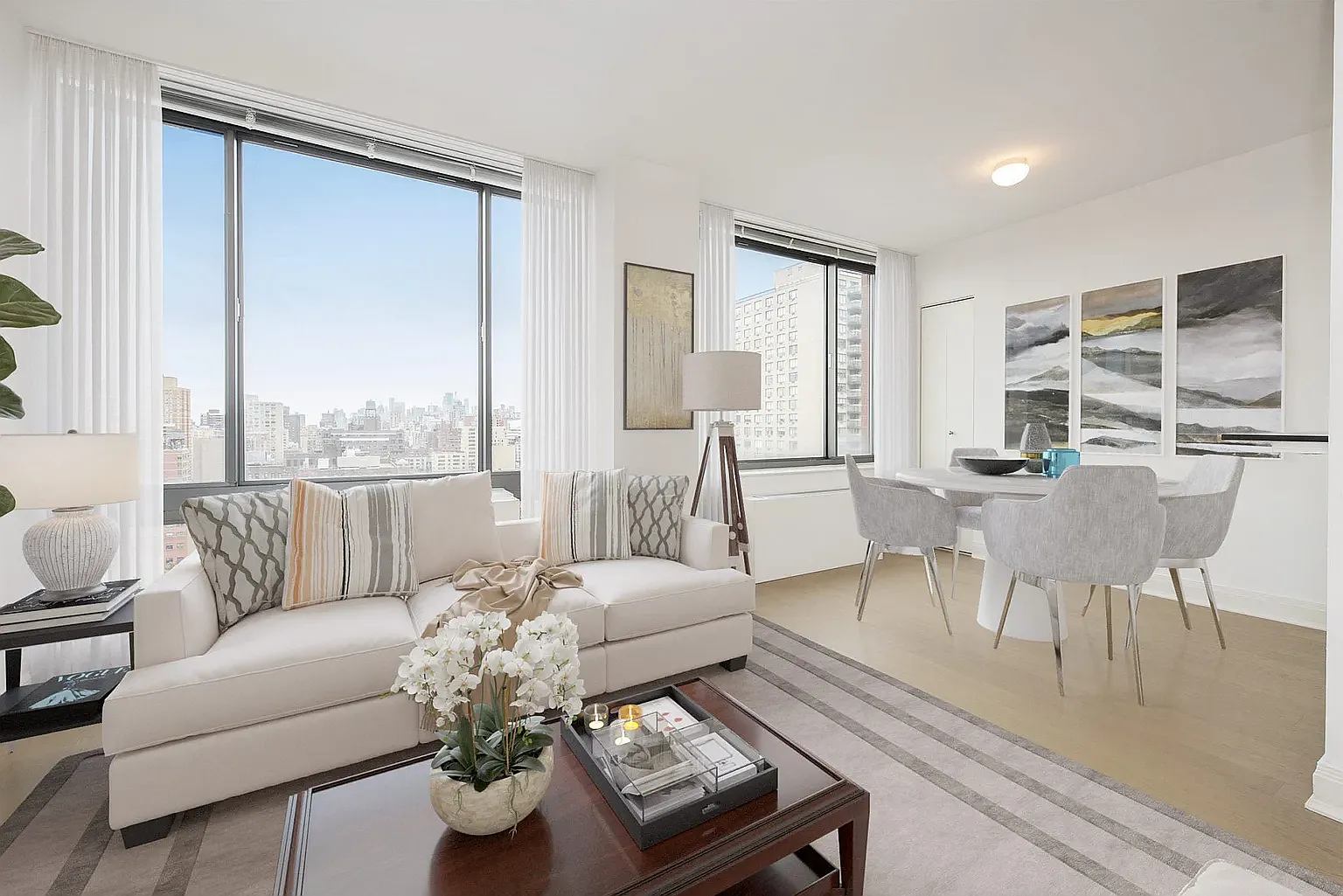 222 East 34th Street — Photo 1