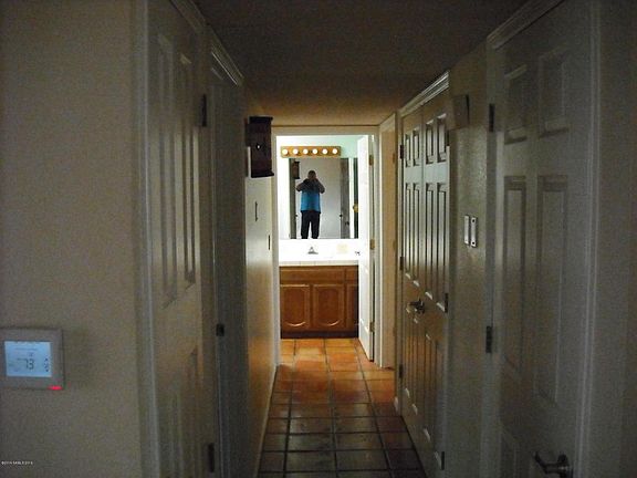 3rd image of 1056 Carmelita Dr