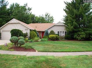 21975 Shagbark Trl, Strongsville, OH
