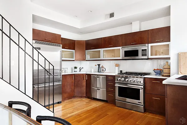 Sold by Halstead Real Estate | media 22