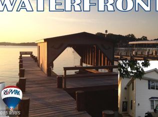1653 Cliff Dr, Edgewater, MD 21037