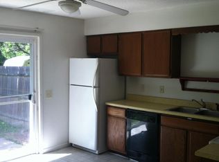 2701 Delaware Dr, Springfield, IL 62702