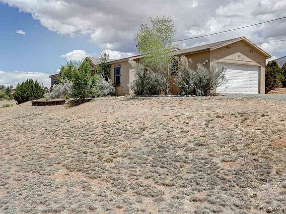 3rd image of 55 Camino Vista Grande