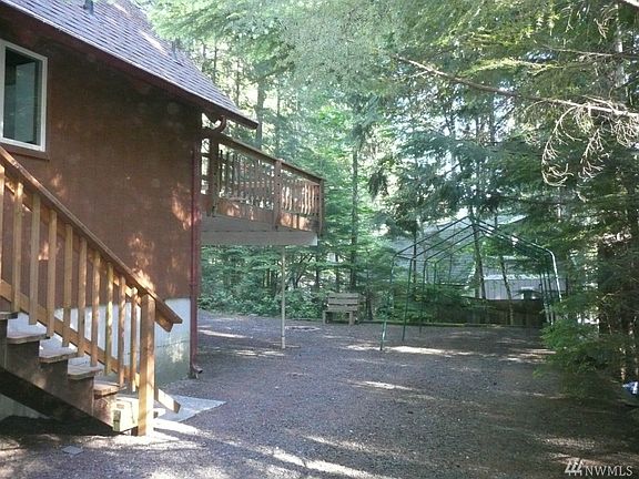 4th image of 21 N Mount Church Dr
