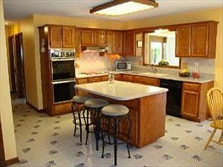 3rd image of 408 Prairie Knoll Dr