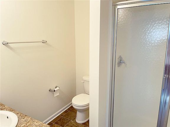 5th image of 5935 Edelle Dr