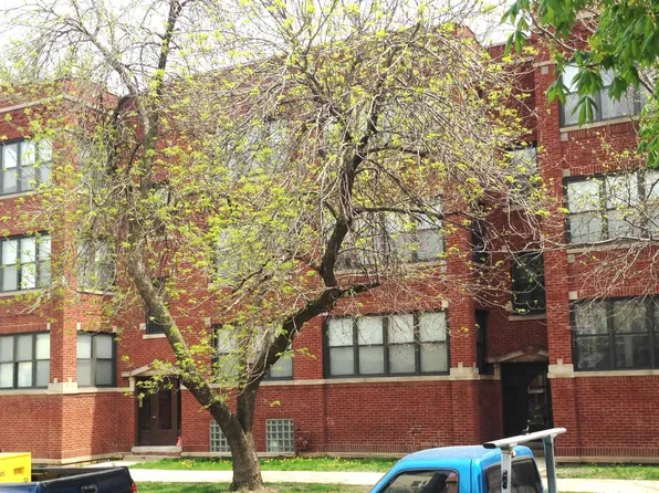 3827 N Drake Ave #3, Chicago, IL 60618