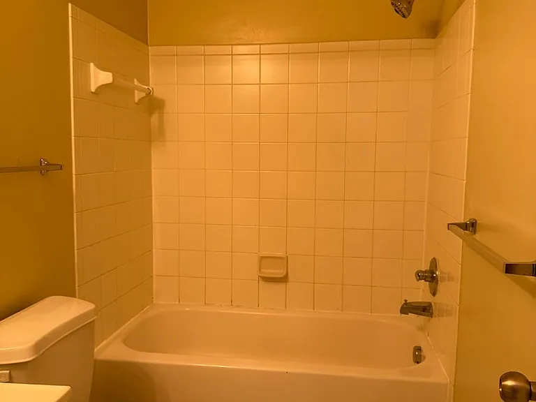 1830-208 Candlewood Ct — Photo 18