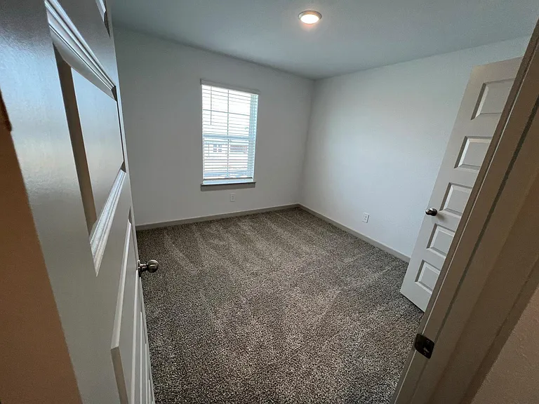 618 Thunder Cloud Dr — Photo 11