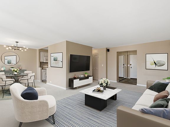 2nd image of 50 E Bellevue Pl APT 1806