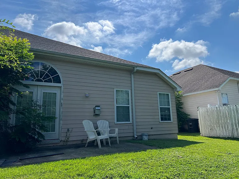 1060 Kingdom Dr — Photo 20