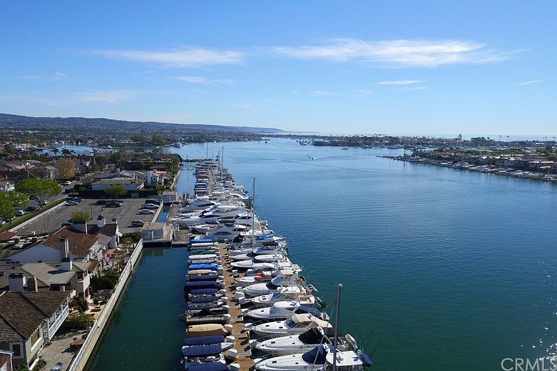 1st image of 2476 Bayshore Dr