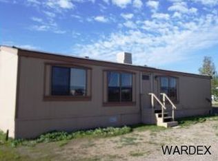 7762 W Abrigo Dr, Golden Valley, AZ 86413