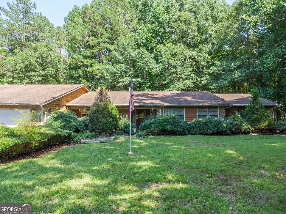 1st image of 326 Ware Rd