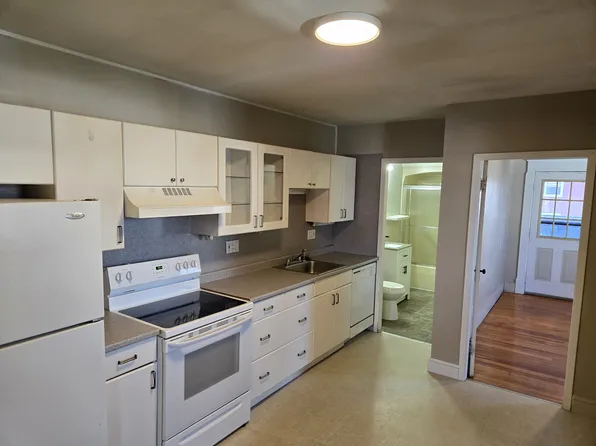 46-48 Highland Ave #3R, Chicopee, MA 01013