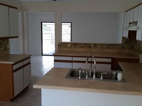 5th image of 1005 Joshua Creek Ct