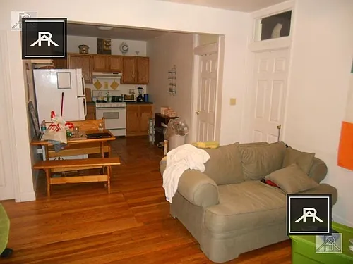 25 Egremont Rd #4 Photo 1