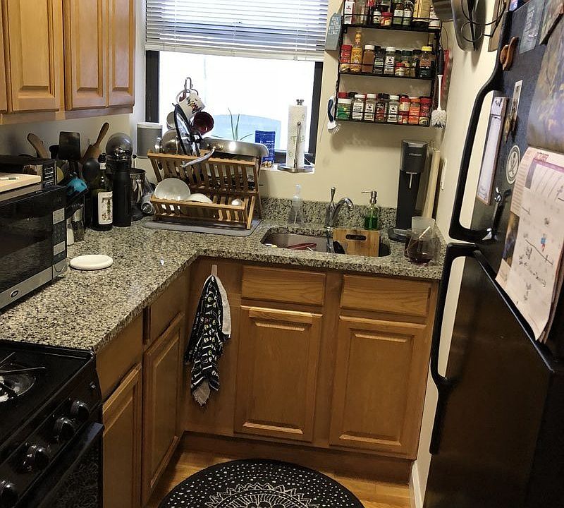 1st image of 2374 29th St APT 6
