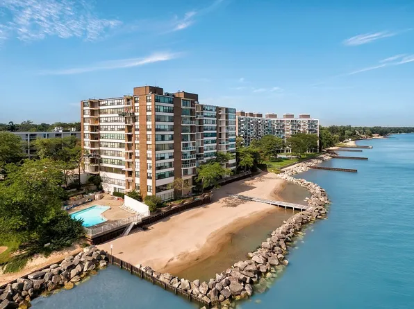 1616 Sheridan Rd Unit 2C, Wilmette, IL 60091