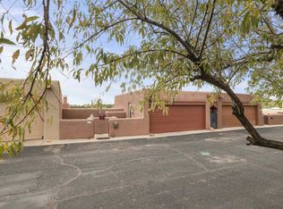802 Brillantes Arenas St, Santa Fe, NM 87501