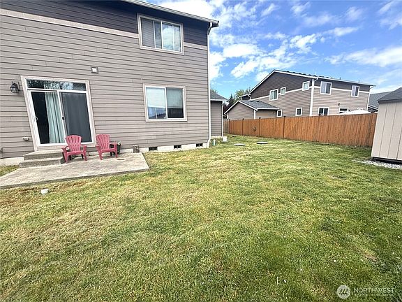 3rd image of 8204 237th Street E