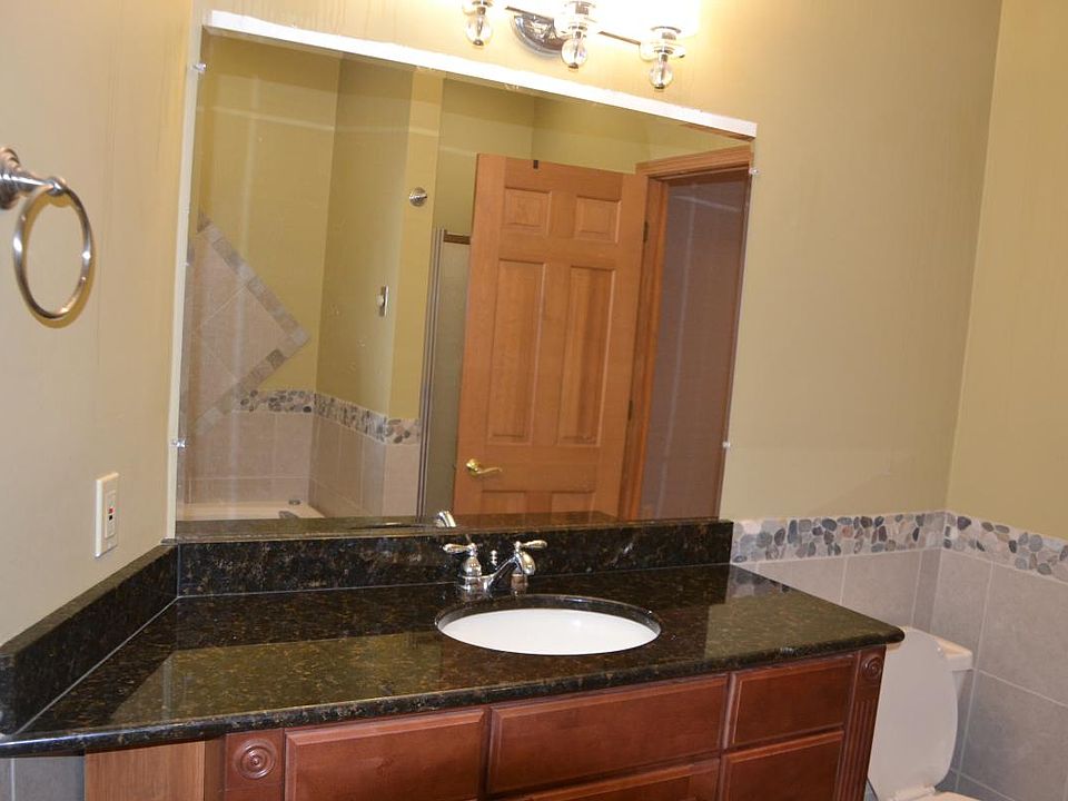 Master Bath Granite Vanity