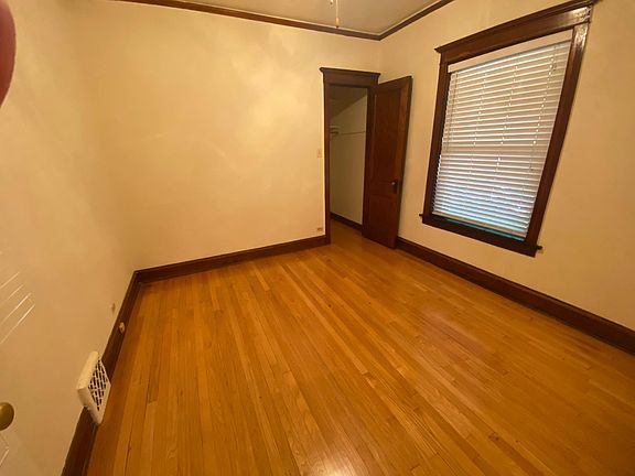 5th image of 1255 W Waveland Ave #2