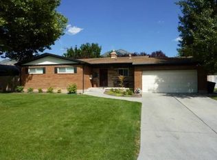 4001 S Saturn Dr, Holladay, UT 84124