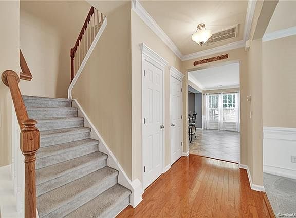 4th image of 7214 Handon Ln