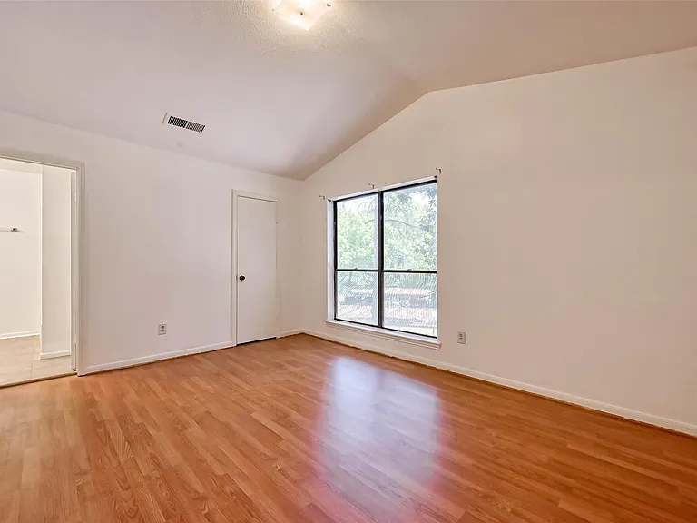 8299 Cambridge St #1705 — Photo 19