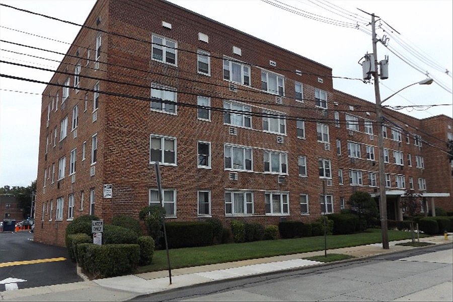 2nd image of 100 S Ocean Ave APT 2H