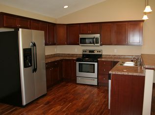 5512 Dostal Dr SW, Cedar Rapids, IA 52404