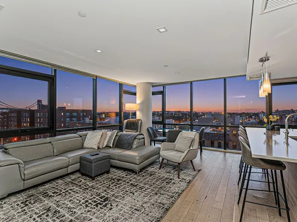 401 95th St APT 6A, Brooklyn, NY 11209