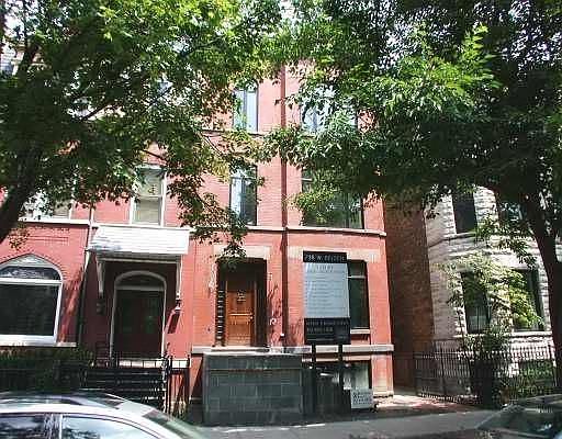 1st image of 738 W Belden Ave #1