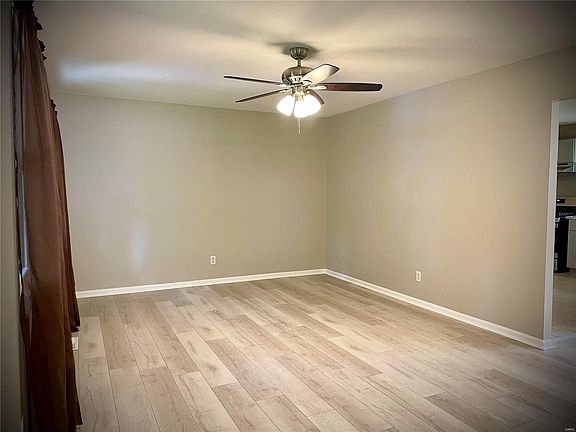 3rd image of 1661 Gerard Park Ln