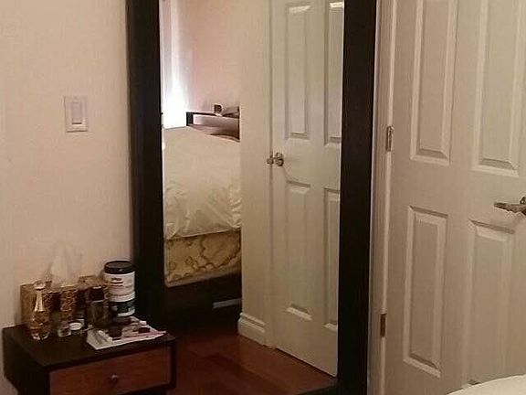 2nd image of 7119 162nd St #00