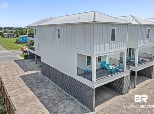 115 W 10th St #M, Gulf Shores, AL 36542