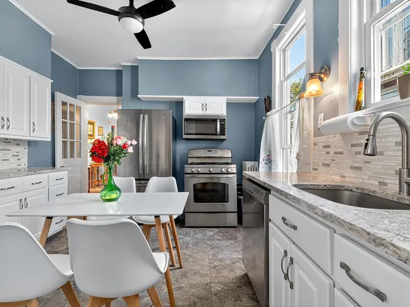 116 Bentley Avenue image 36 of 50