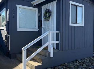 520 Amador Ave, Seaside, CA 93955