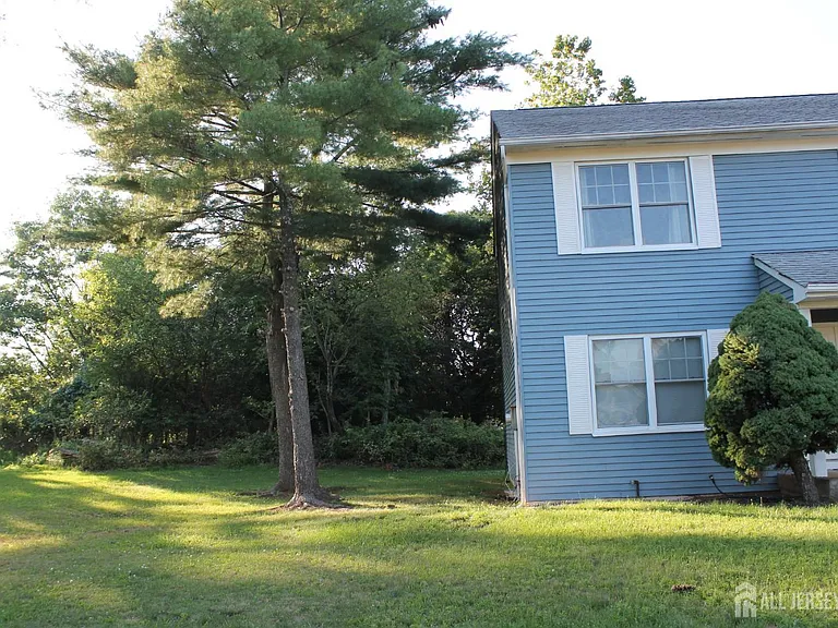 39 Independence Ct — Photo 51