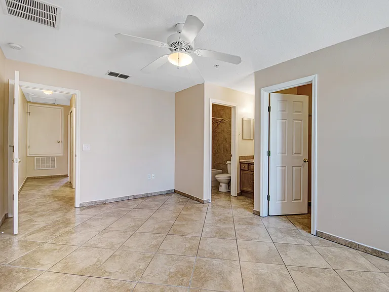 140 Jones Ln #B — Photo 19