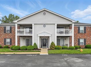 9 Berview Cir APT H, Saint Louis, MO 63129