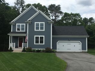 74 Christmas Tree Ln, Kingston, MA 02364