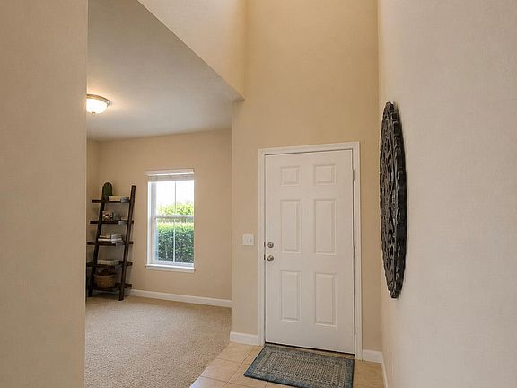 3rd image of 1403 Brashear Ct