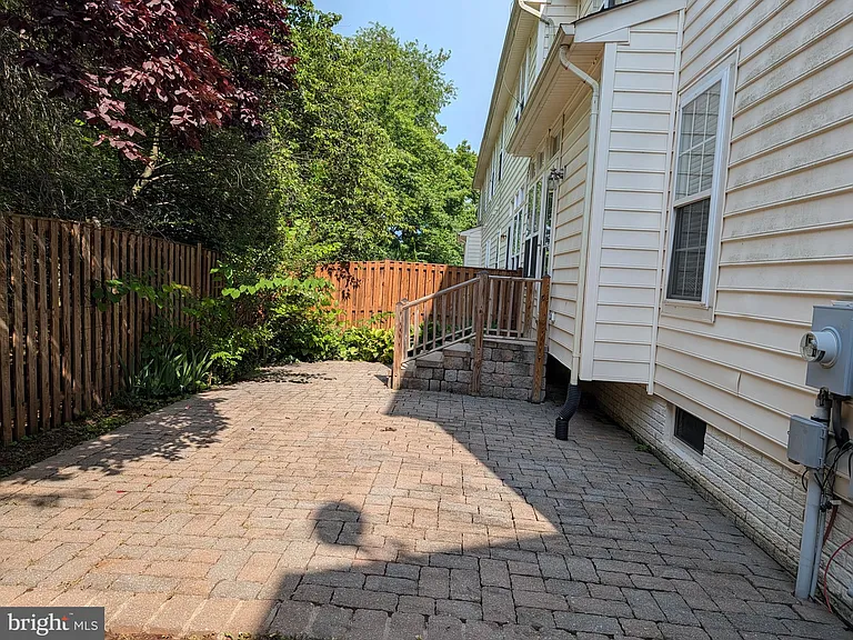 44476 Livonia Ter — Photo 13