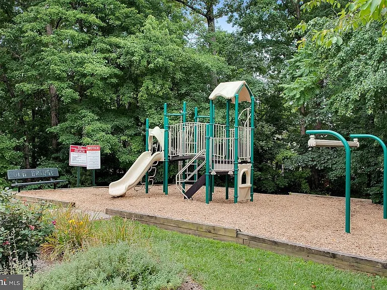 3610 Eagle Rock Ct — Photo 40