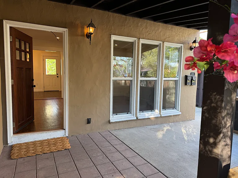 3681 Edenhurst Ave — Photo 5