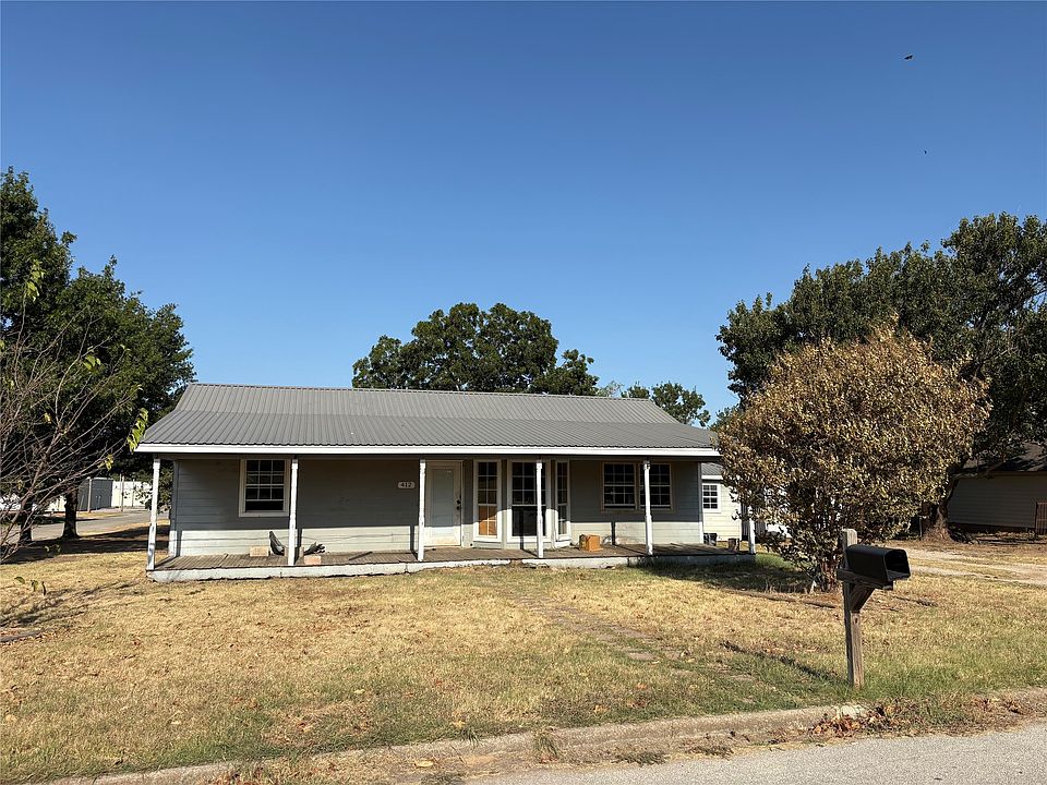 1st image of 412 10th St