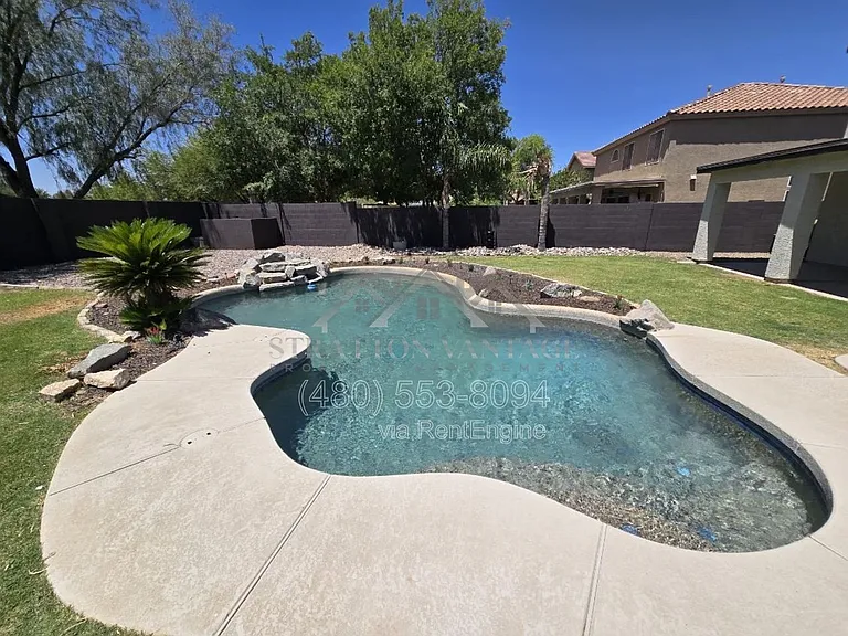 1005 E Stirrup Ln — Photo 30