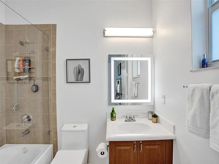 14321 Jockey Cir N — Photo 57